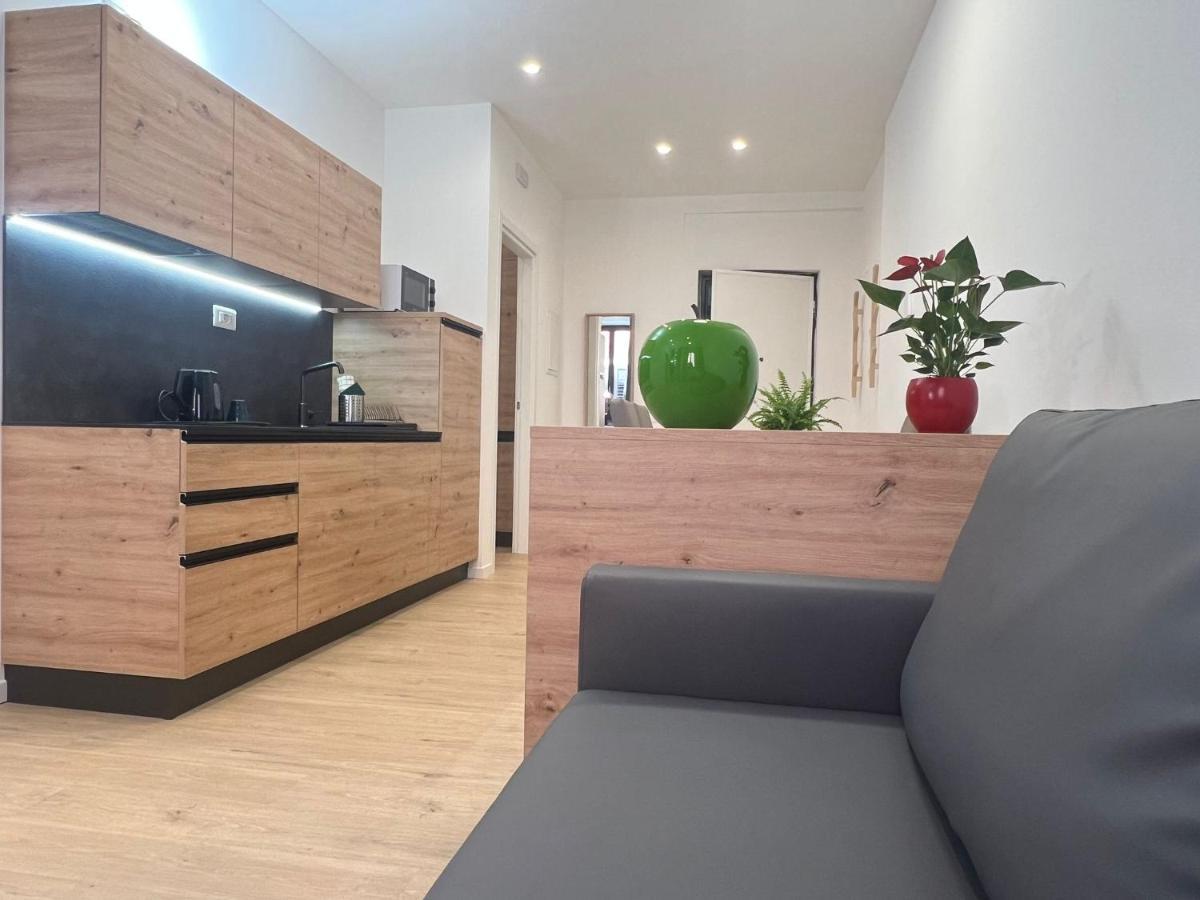 Yugogo Mazzini 41 - Bilocale Trento Centro Apartment Exterior photo